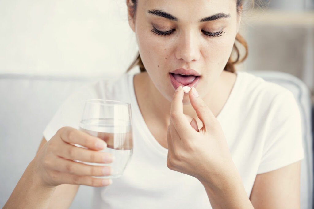 How to swallow tablets capsules